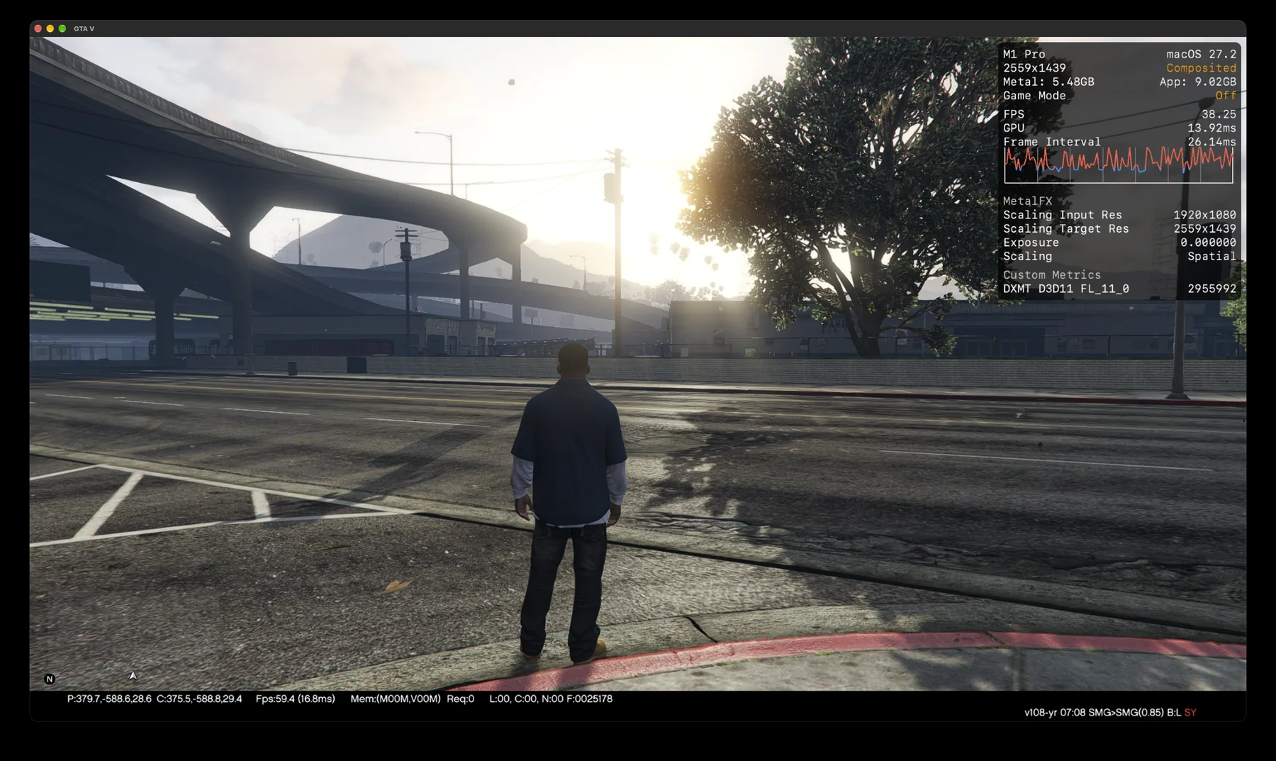 GTA V running natively on a Mac: Franklin under a freeway at sunset, with the Metal performance HUD at the top right.